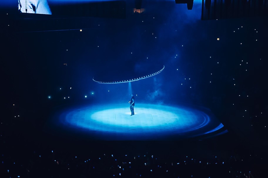 Drake performing at the Chicago stop of the It's All A Blur Tour on July 5, 2023.